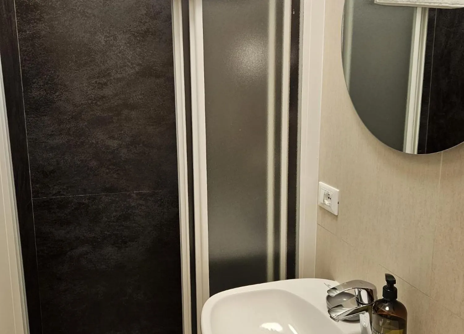 Casa Asnicar Apartment Sanremo Italy